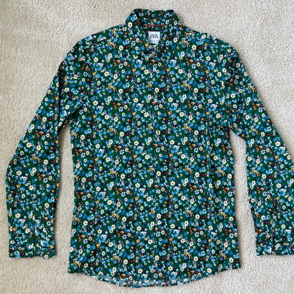 Zara Men’s Slim Fit Dress Shirt — Size Medium